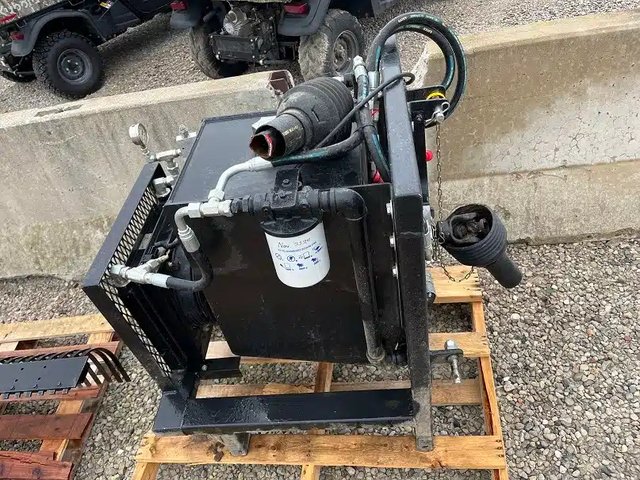 2024 AMI hyd pump Pompe