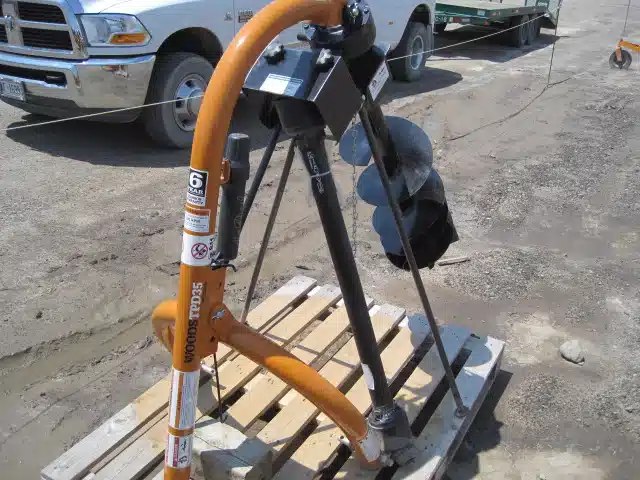 Gallery image 2 for New Woods PD35.30 Post Hole Auger