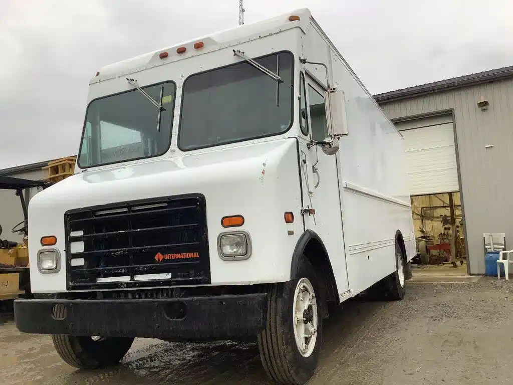 Gallery image 1 for Used 1988 International Harvester Metro Van