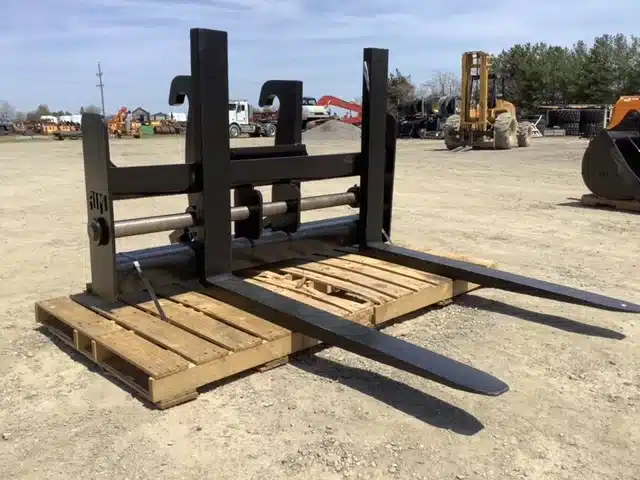 Gallery image 1 for Used FORKS Wheel Loader