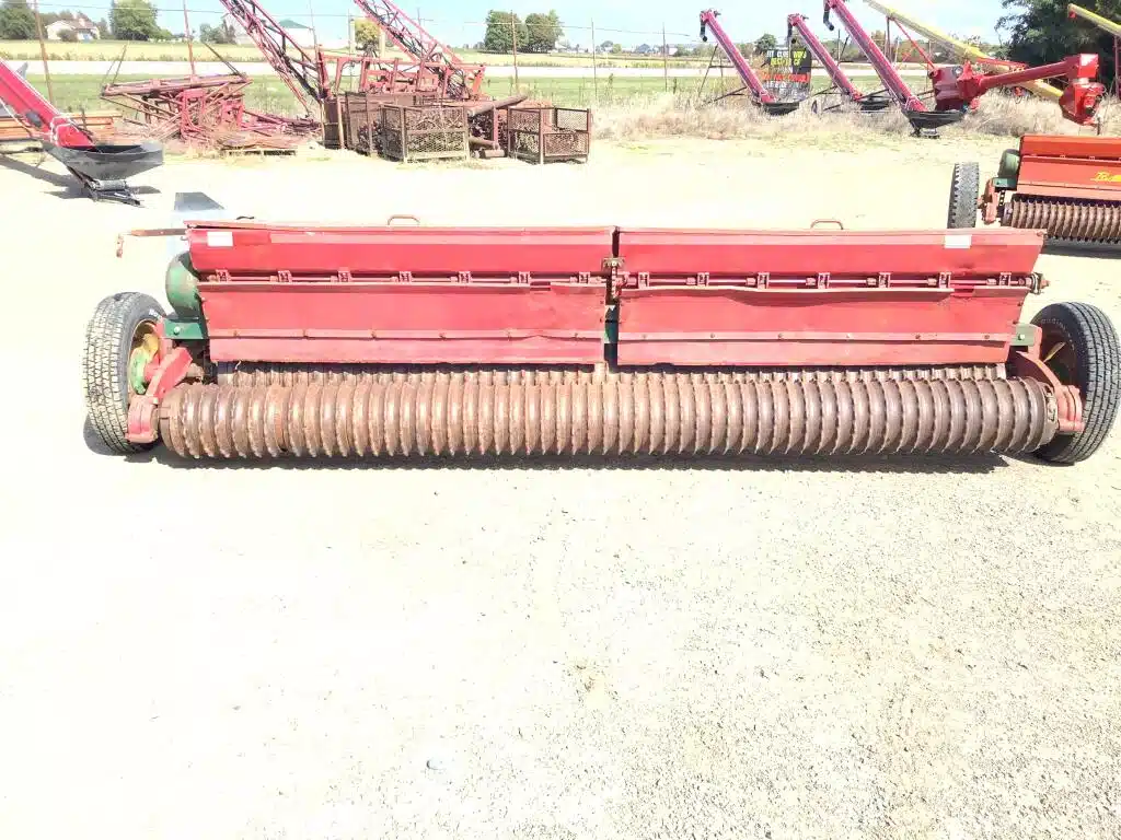 Gallery image 1 for Used Brillion Misc Planter