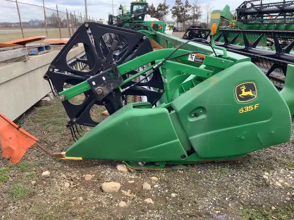 Gallery image 1 for Used 2008 John Deere 635 Header - Flex