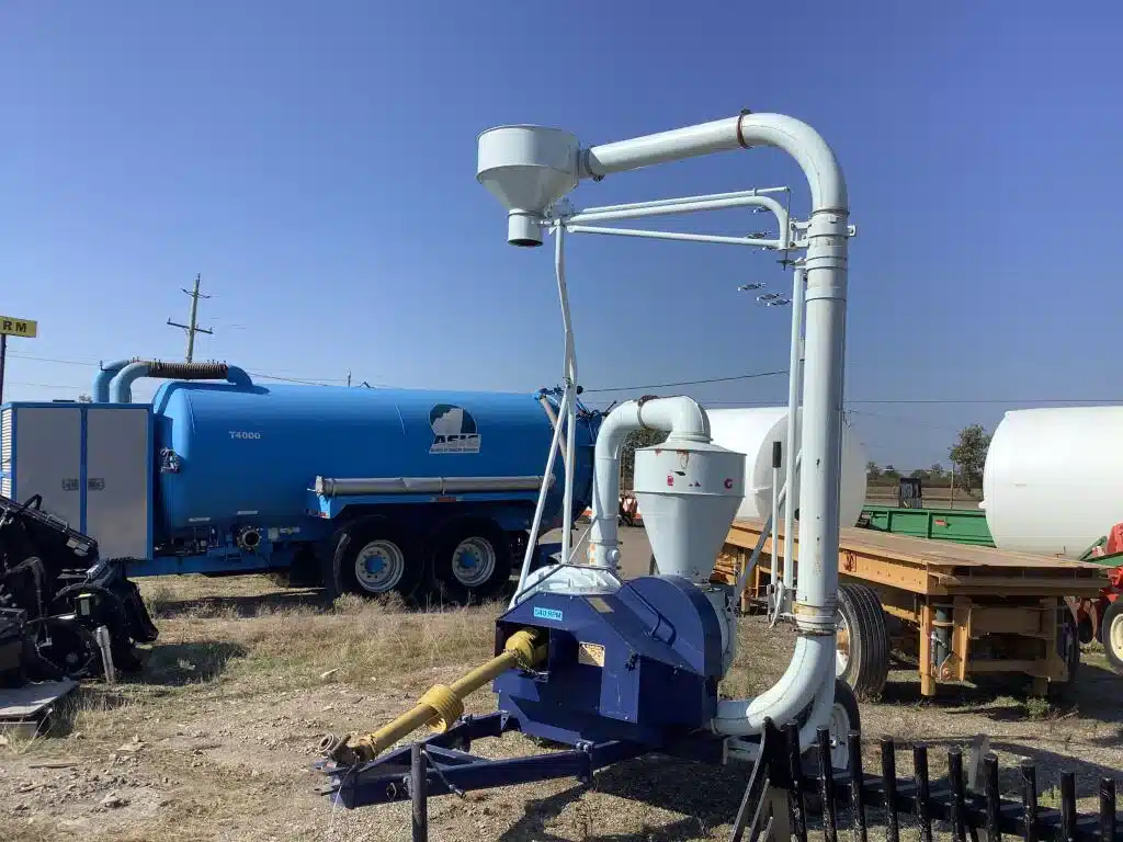 Gallery image 2 for Used 2006 Kongskilde SUC500T2/TR2 Grain Vac