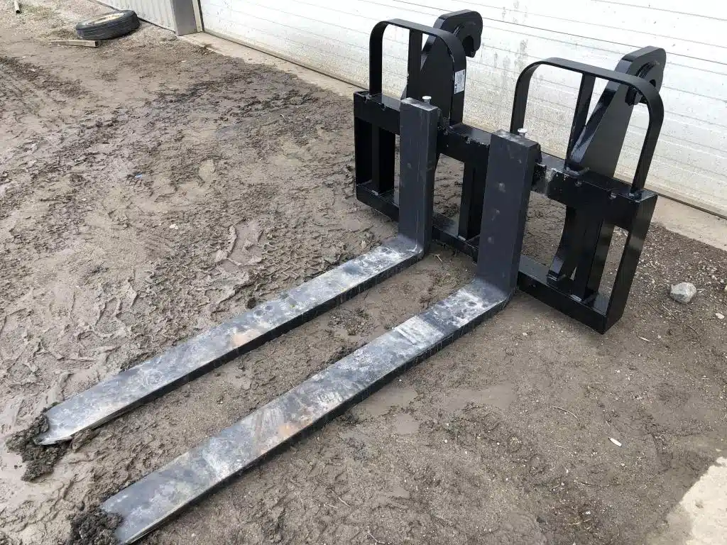 Gallery image 1 for Used 2023 HLA Attachments LA-HD100JRB416 Pallet Fork