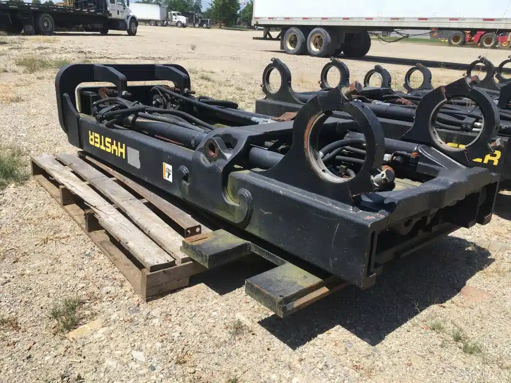 Gallery image 1 for Used Hyster Forklist Mast Front End Loader