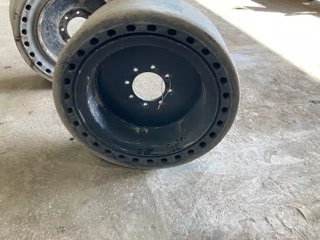 Gallery image 1 for Used flexports Skid Steer Attachment