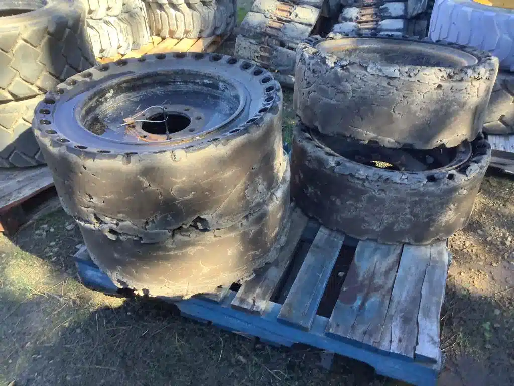 Gallery image 1 for Used Misc Tires