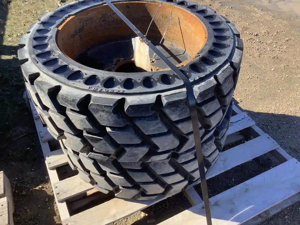 Gallery image 1 for Used Misc Tires