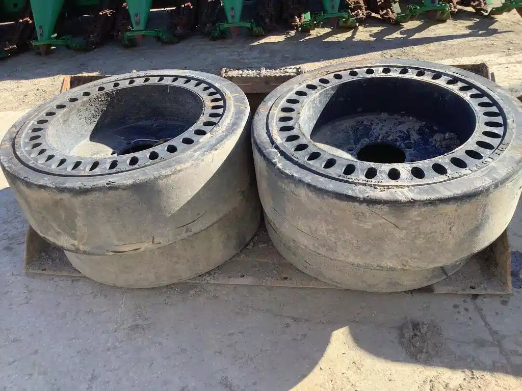 Gallery image 2 for Used Misc Tires