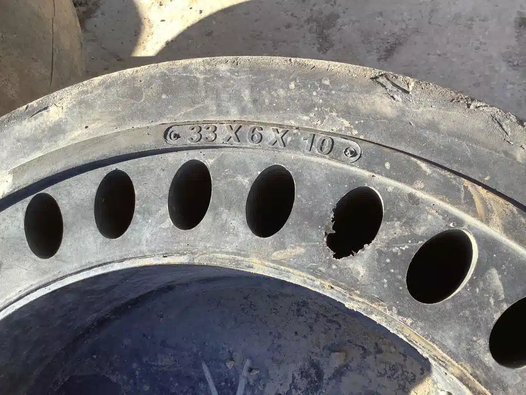 Gallery image 1 for Used Misc Tires