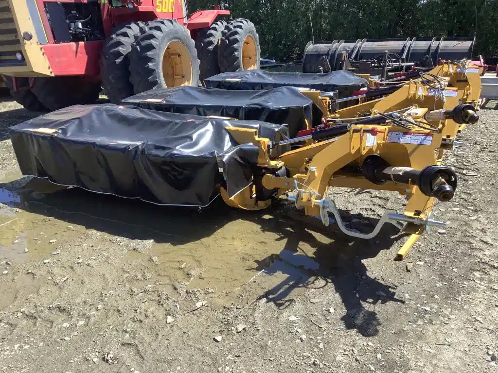 Gallery image 2 for New Vermeer M5050 Disc Mower