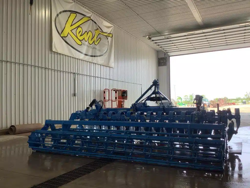 Gallery image 2 for Used Lemken Heliodor 9/350 Vertical Tillage