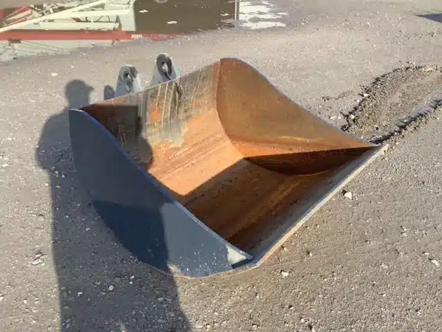 Gallery image 1 for New John Deere 85G Attachment