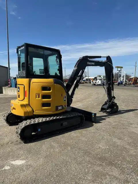 Gallery image 2 for New 2024 John Deere 35P Excavator