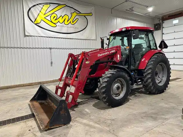 Gallery image 1 for Used 2017 Mahindra M105 XL-P Tractor Loader