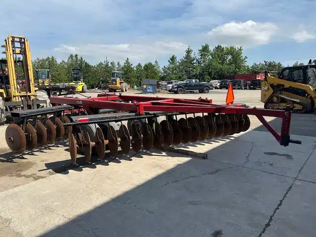 Gallery image 2 for Used Case IH 770 Disc