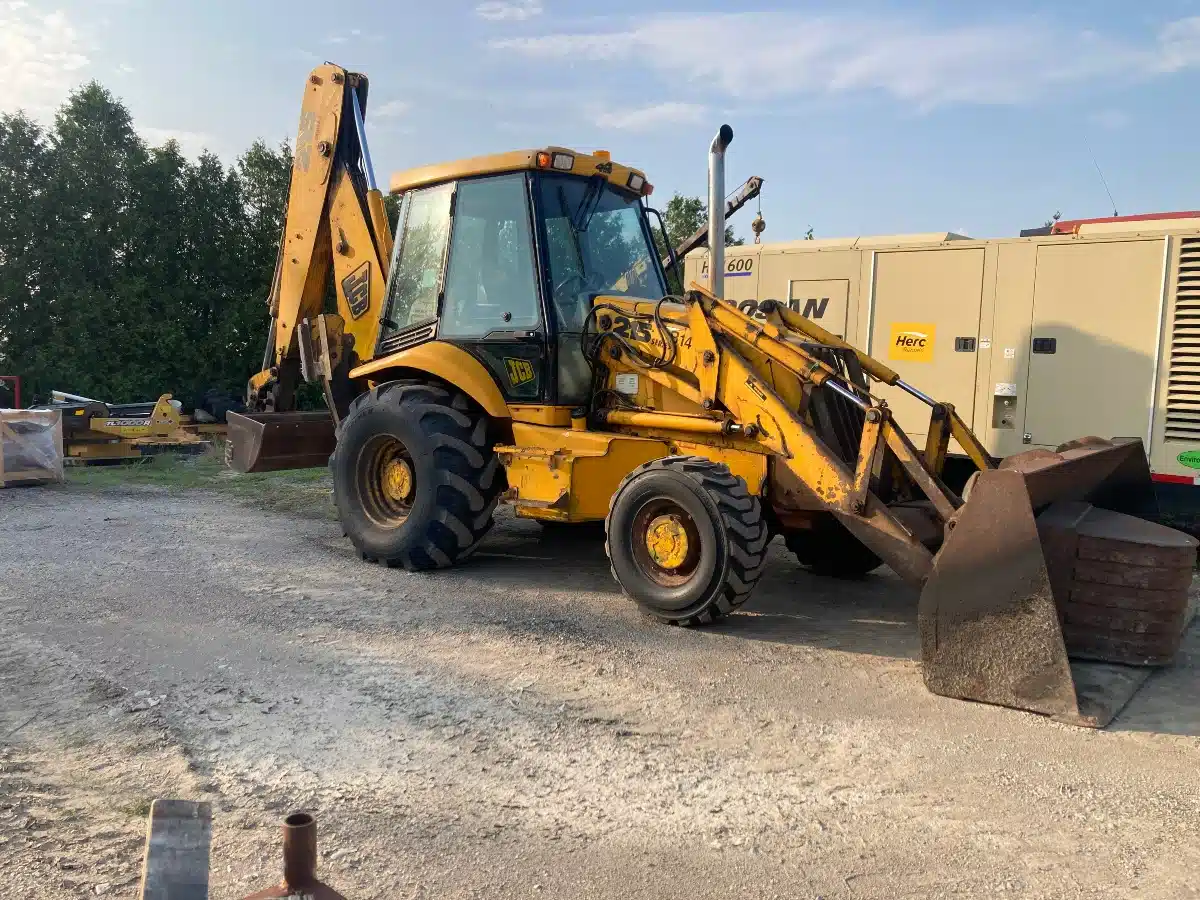Gallery image 1 for Used 2008 JCB 215 Backhoe Loader