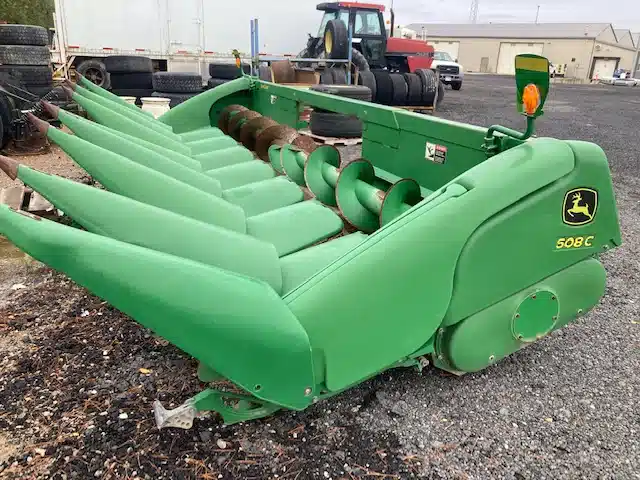 Used John Deere 608C Header - Row Crop