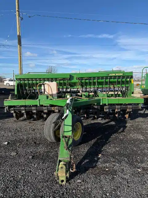 Gallery image 2 for Used 1995 John Deere 750 No-Till Drill