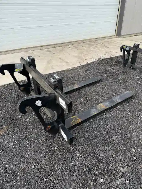 Used Caterpillar 261-1413 Pallet Fork