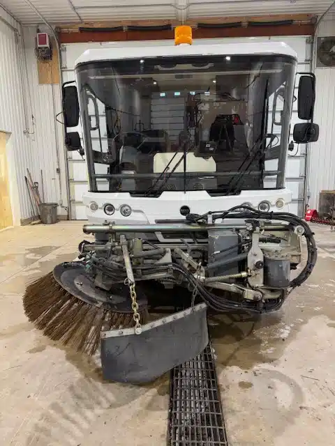 Gallery image 2 for 2014 540 Sweeper