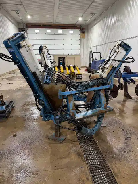 Gallery image 2 for Used 636 Tree Spade