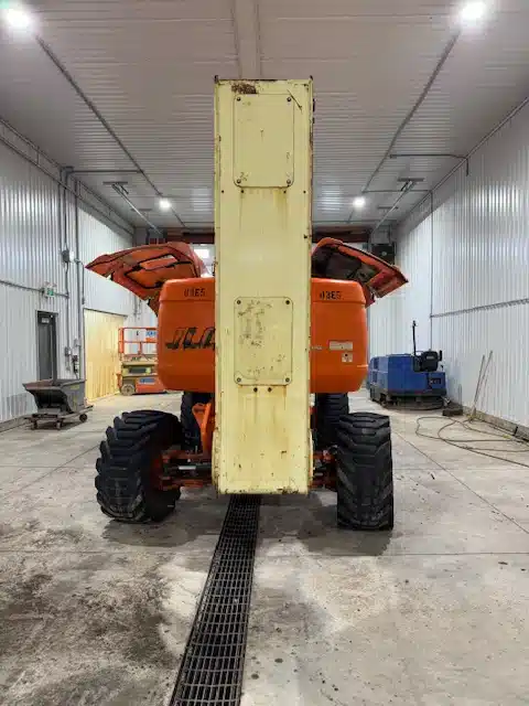 Gallery image 2 for 2009 JLG 800DJ Scissor Lift