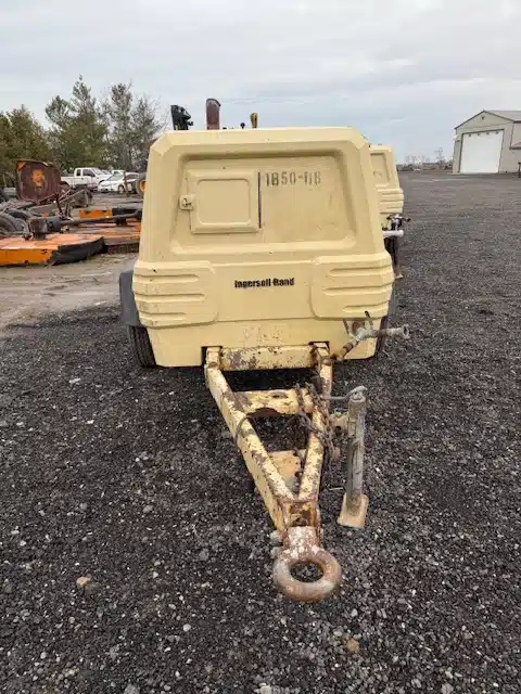 Gallery image 2 for 2006 Ingersoll-Rand XP185WJD Air Compressor