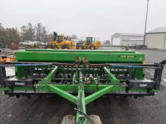Gallery image 2 for 1994 John Deere 750 No-Till Drill