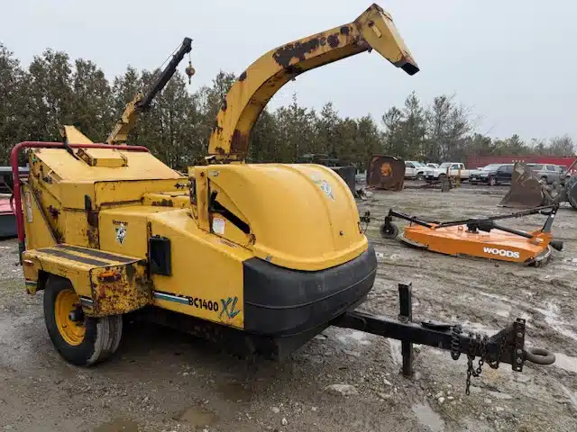 2002 Vermeer BC1400 Wood Chipper