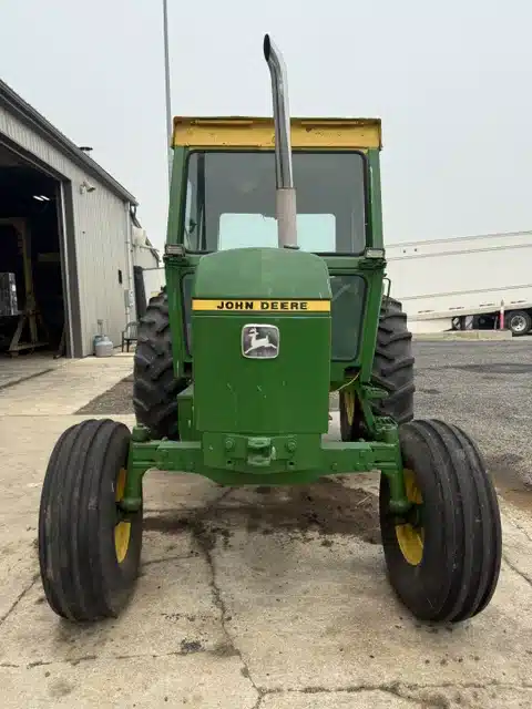 Gallery image 2 for John Deere 3130 Tractor