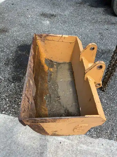 Photo de la Galerie 2 pour Ditching Godet (bucket)