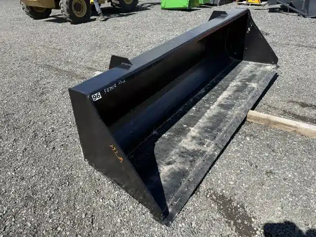 Photo de la Galerie 2 pour 2026 HLA Attachments MB96FO7411Q Godet (bucket)