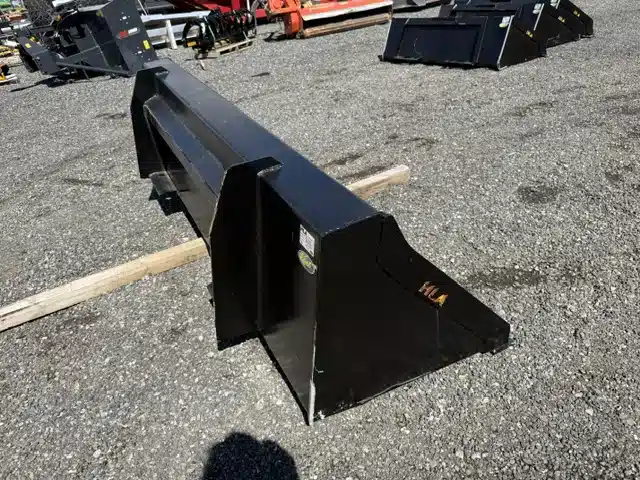 Photo de la Galerie 1 pour 2026 HLA Attachments MB96FO7411Q Godet (bucket)
