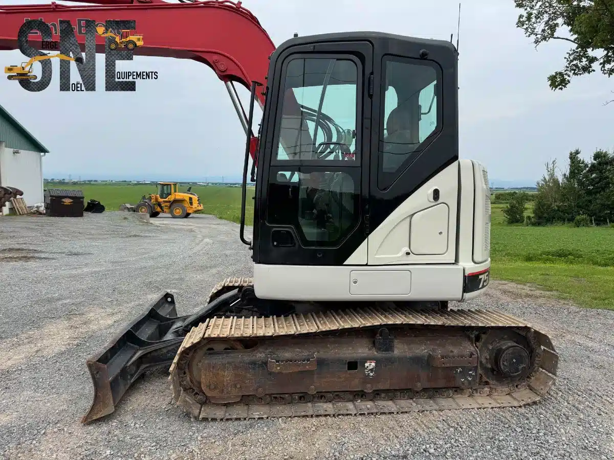 Gallery image 2 for Used 2020 Link-Belt 75 X3 Excavator