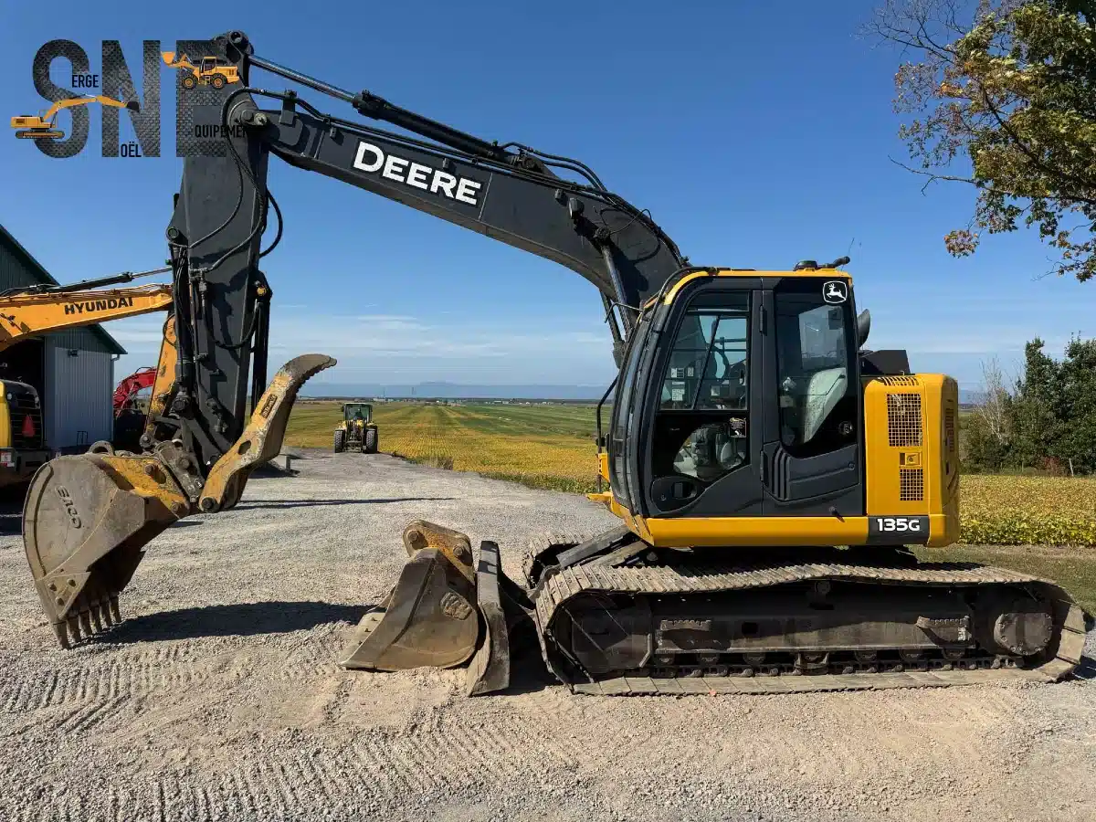 Gallery image 1 for Used 2018 John Deere 135G Excavator