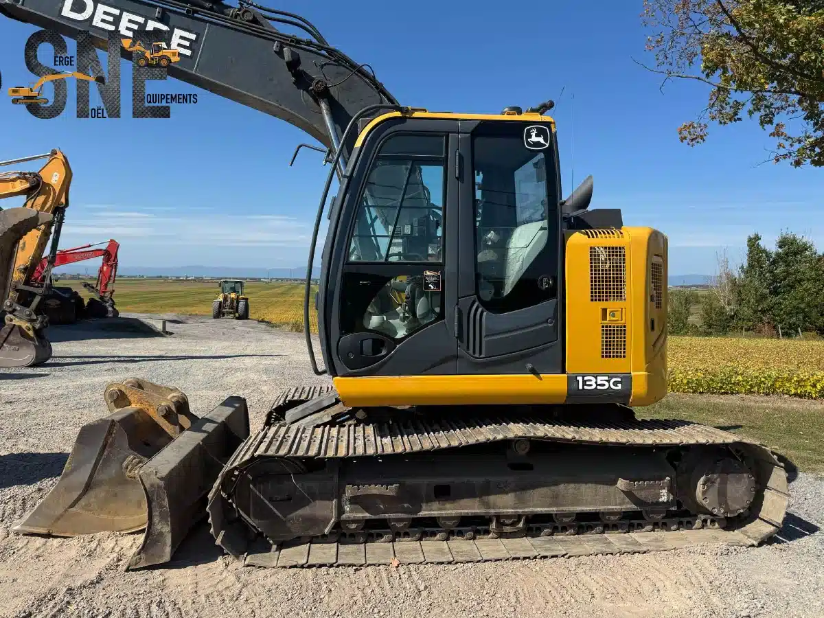 Gallery image 2 for Used 2018 John Deere 135G Excavator