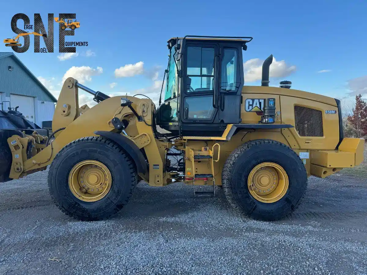 Gallery image 2 for Used 2022 Caterpillar 938M Wheel Loader