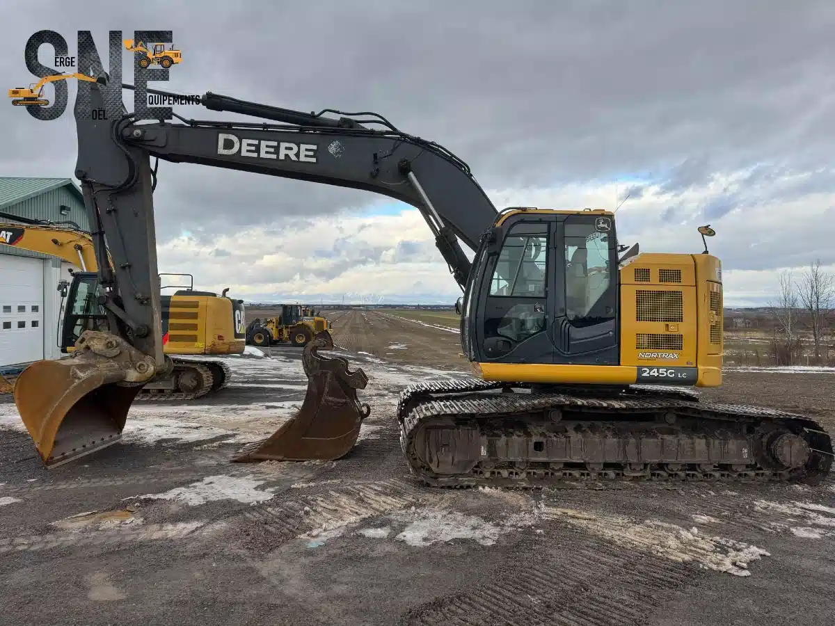 Used 2018 John Deere 245G LC Excavator