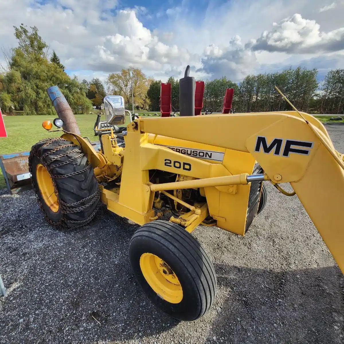 Used 1984 Massey Ferguson 20D Tractor Loader