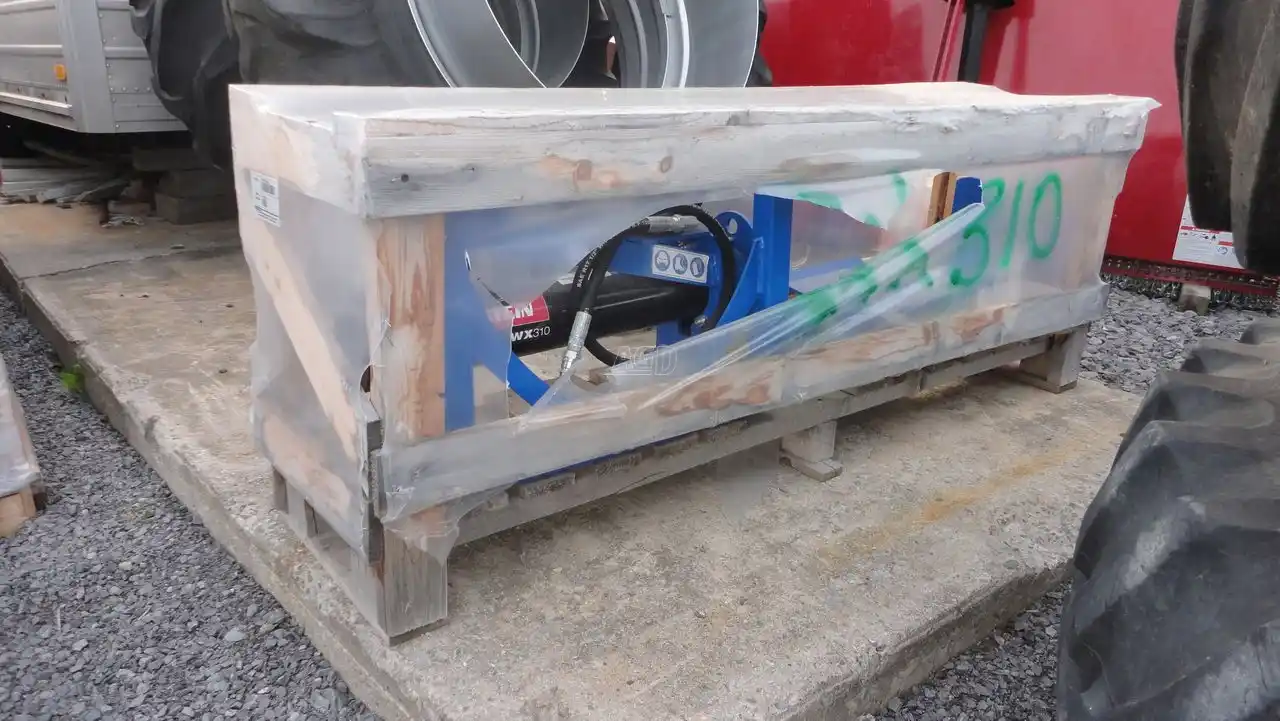 Gallery image 1 for New Wallenstein WX310 Wood Splitter