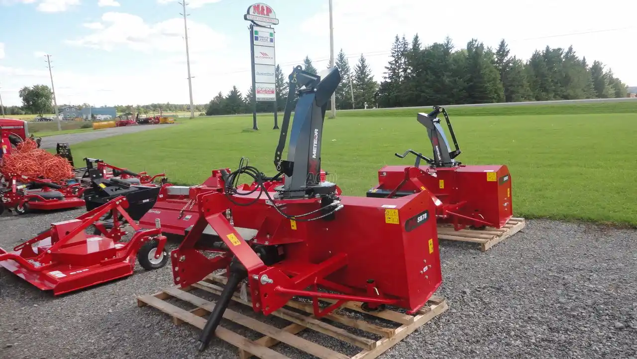 Gallery image 1 for New Meteor SB78 Snow Blower