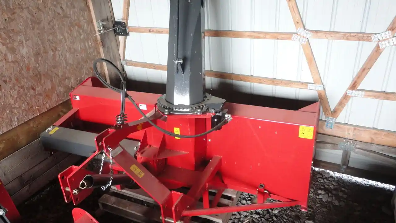 Gallery image 1 for New Meteor SB97 Snow Blower