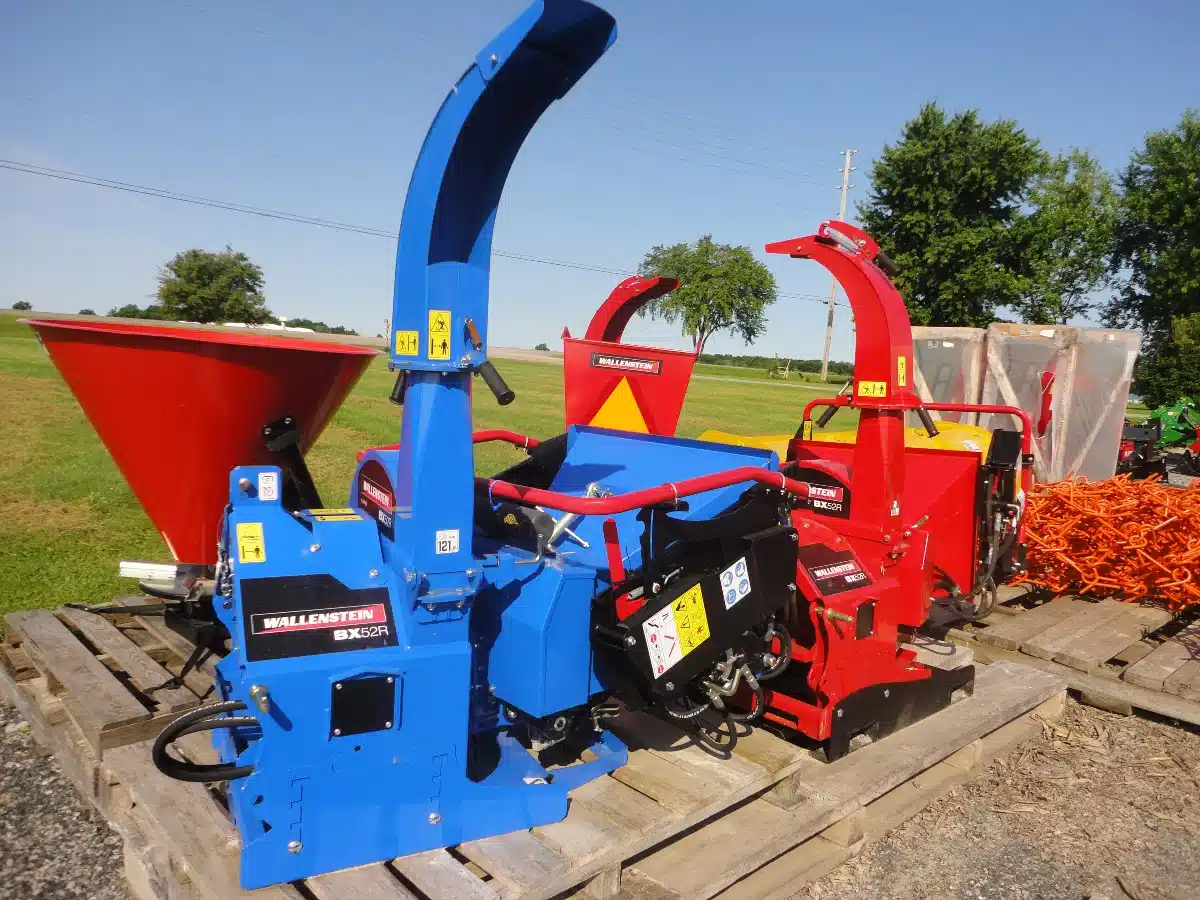 Gallery image 1 for New Wallenstein BX52R Wood Chipper