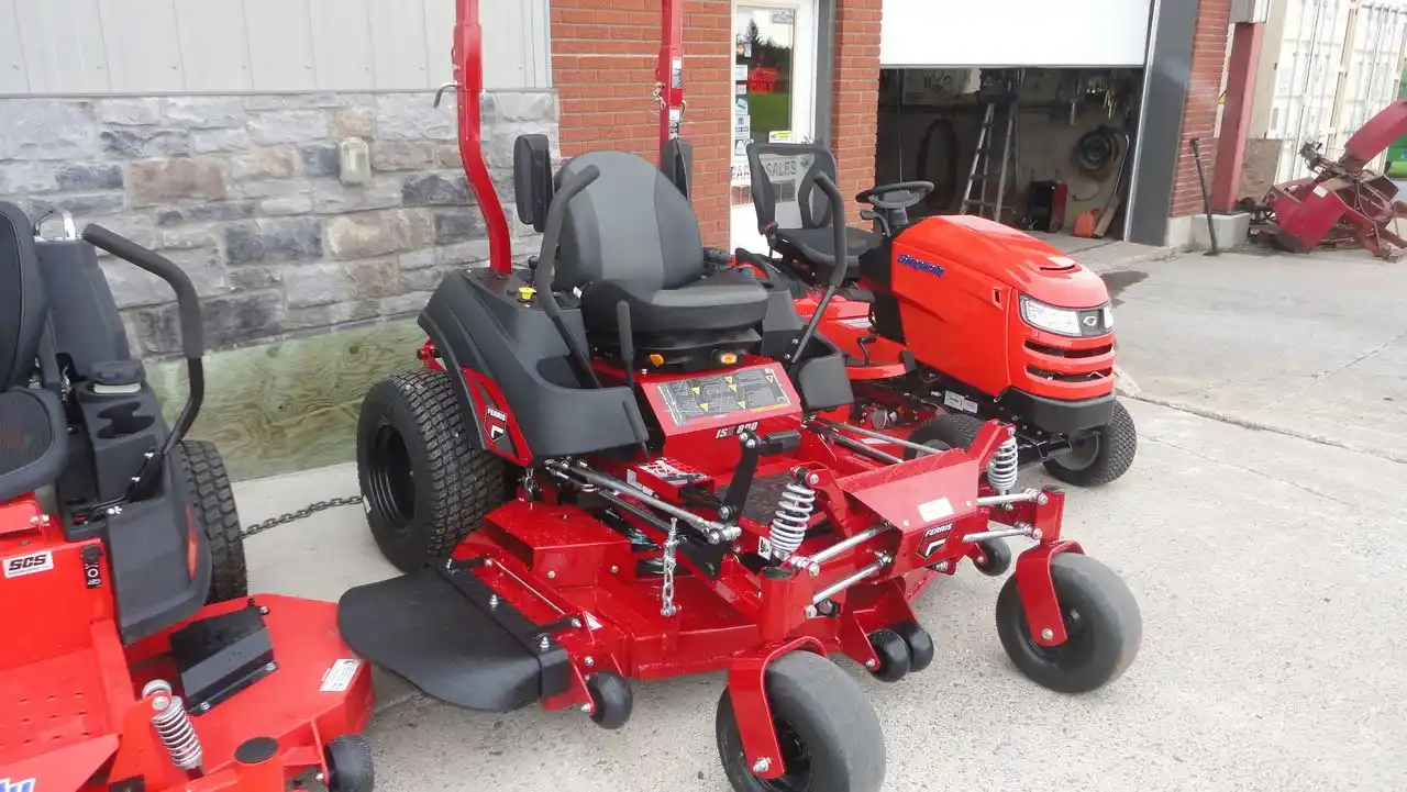 Gallery image 1 for New Ferris ISX 800 Mower - Zero Turn