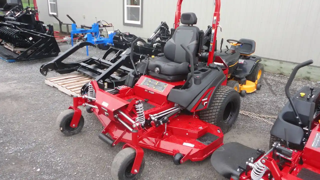 Gallery image 1 for New Ferris ISX 3300 Mower - Zero Turn