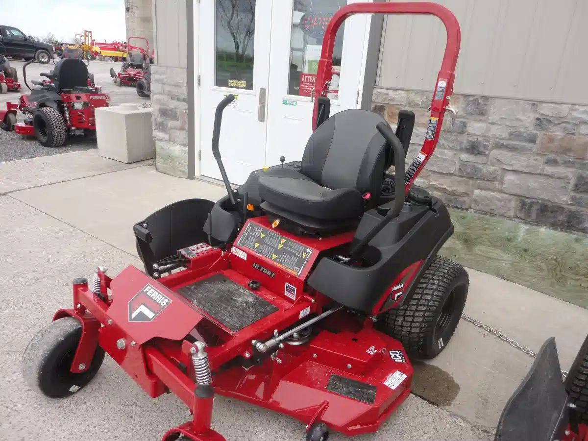 Gallery image 1 for New NEW Ferris IS 700 Mower - Zero Turn