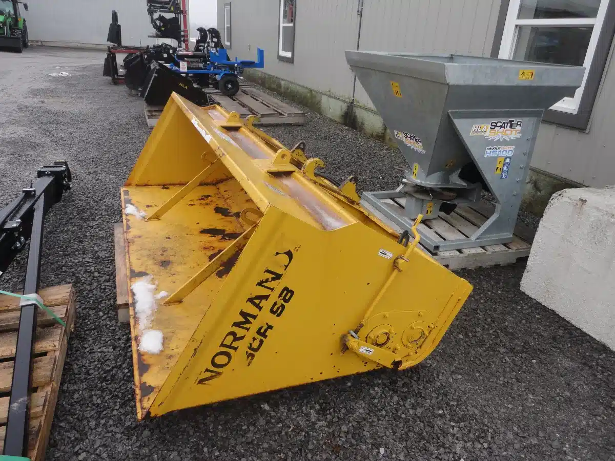 Used 0000 Normand SCR 98 Spreader - Salt & Sand