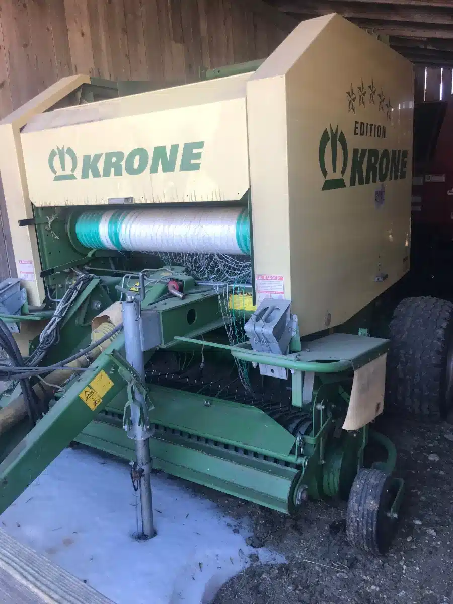 Krone VARIO PACK 1500 Round Baler