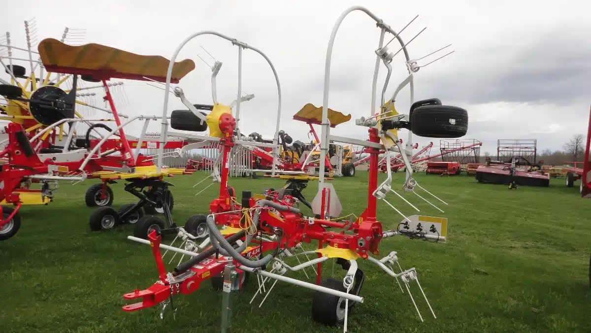 Gallery image 1 for Pottinger HIT 4.54 T Tedder